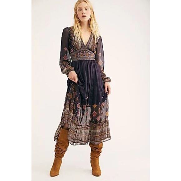 Free People Dresses & Skirts - Free People Wishing Well Metallic Lurex Boho Printed Midi Dress Purple Sz Large